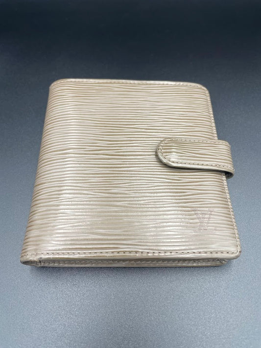Louis Vuitton Lilac Epi Leather Wallet